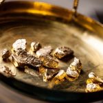 Beneficios de comprar oro: una inversión segura y con valor duradero